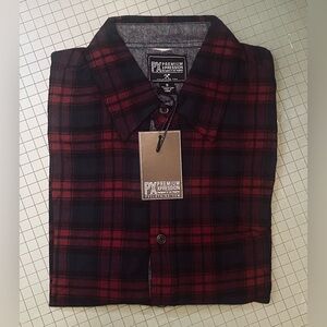 PX premium expression. Light weight flannel men’s button down shirt size Small